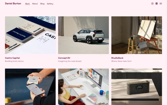 Site screenshot that previews Portfolio 4 preset